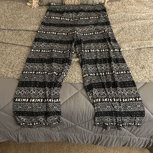 SKIMS Dark Green and White Pajama Pants